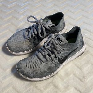 Nike Free Run FlyKnit Gray
